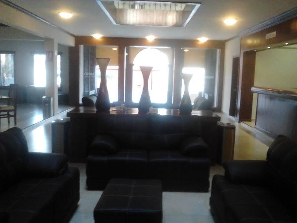 Monte Salerno Hotel & Suites Montemorelos Εξωτερικό φωτογραφία