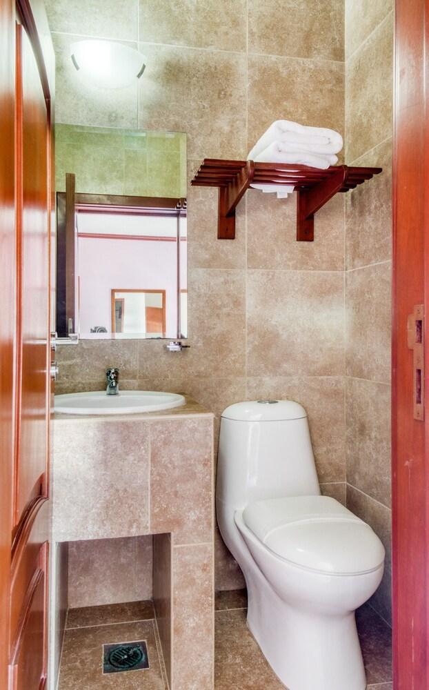 Monte Salerno Hotel & Suites Montemorelos Εξωτερικό φωτογραφία